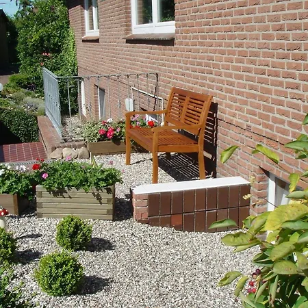 Heringsmoewe In Neue Tiefe By Interhome *